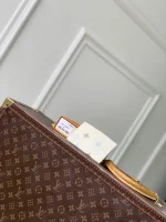 Louis Vuitton Card Holder 11cm