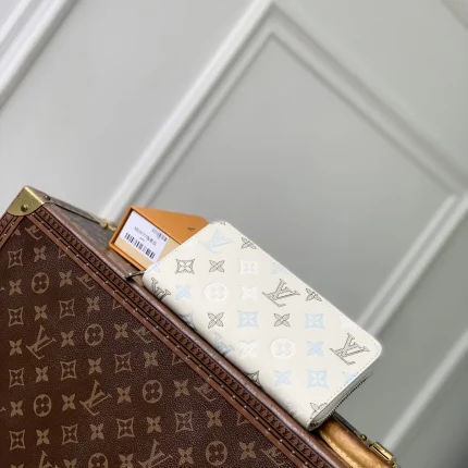 Louis Vuitton collection image