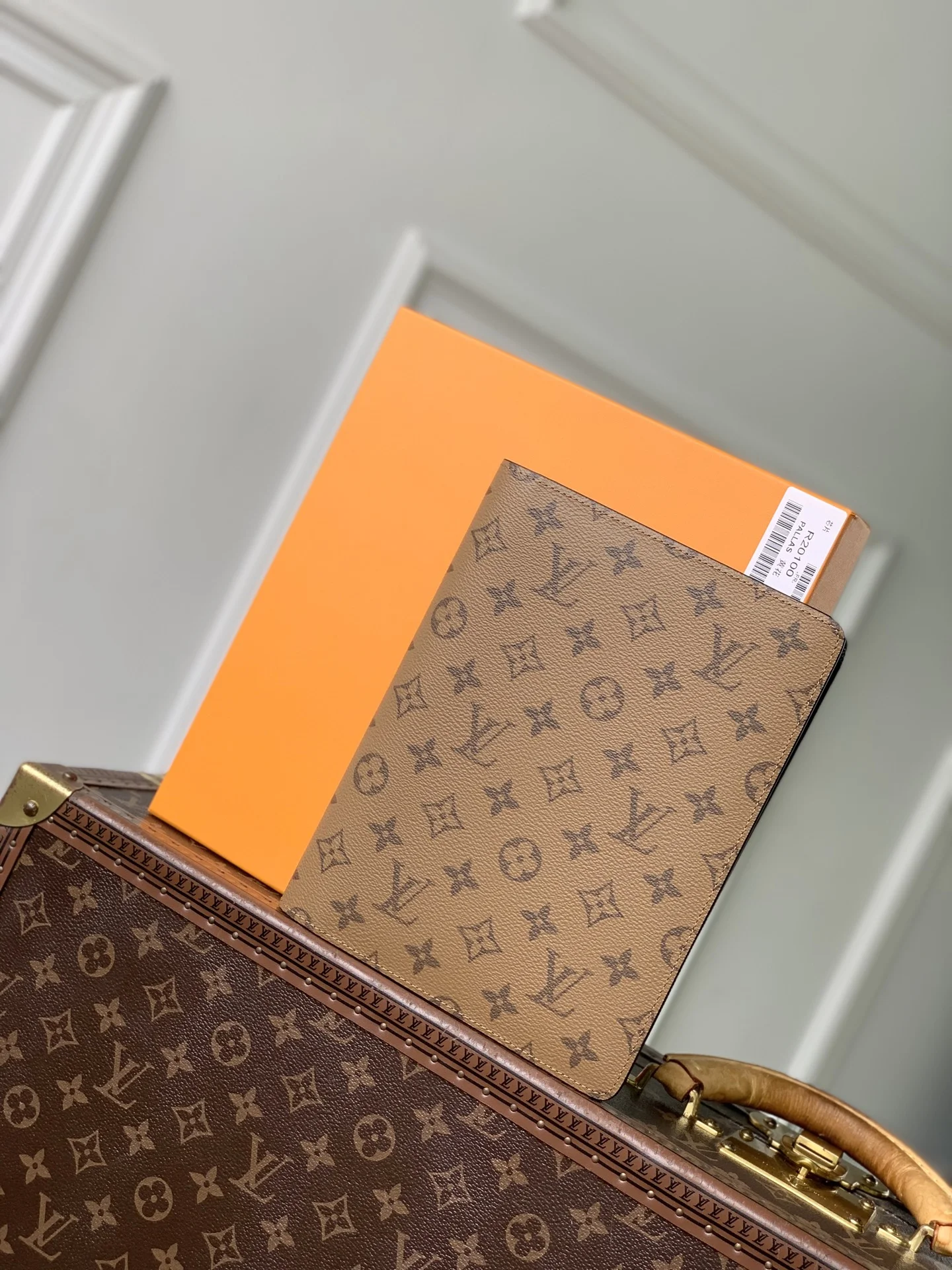 1-3934 Desk Notebook Cover 23cm - Image 1