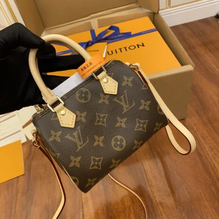 Louis Vuitton collection image