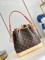 Louis Vuitton Petit Noé Bucket Bag 27cm