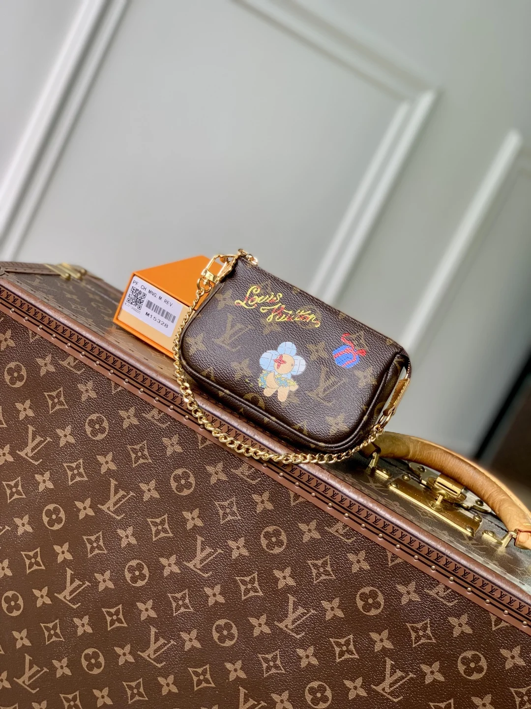 1-4000 Mini Pochette Accessories 15.5cm - Image 1