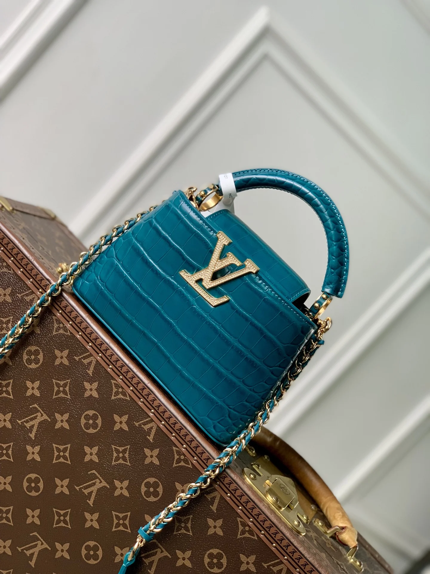 1-4008 Louis Vuitton Exceptionals Handbag 21cm - Image 1