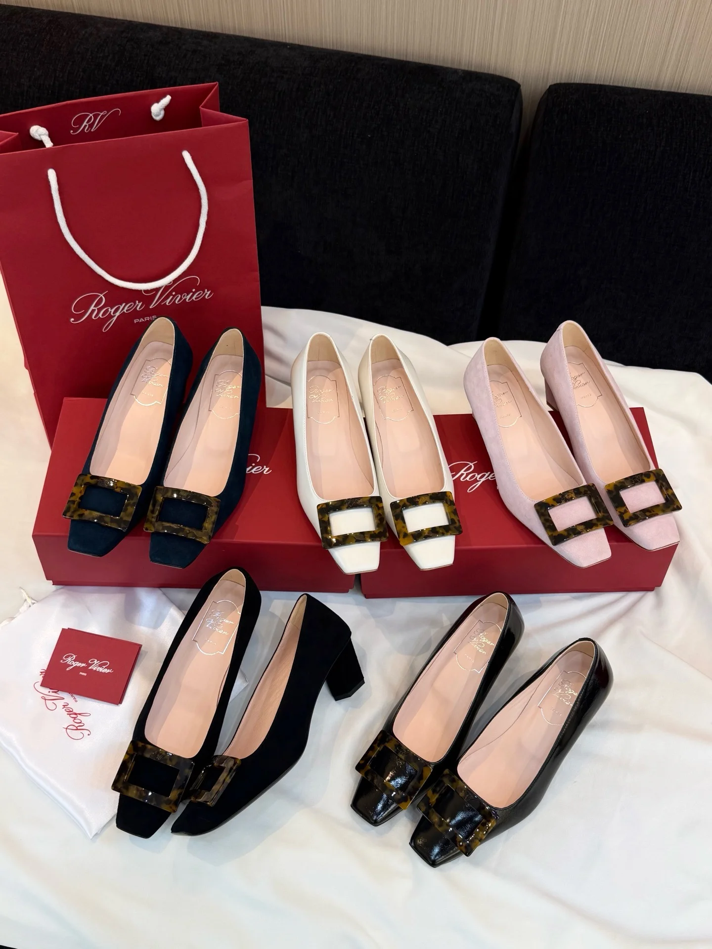 1-4052 Roger Vivier Belle Vivier Tortoiseshell Buckle Square Toe 4.5cm Heels - Image 1