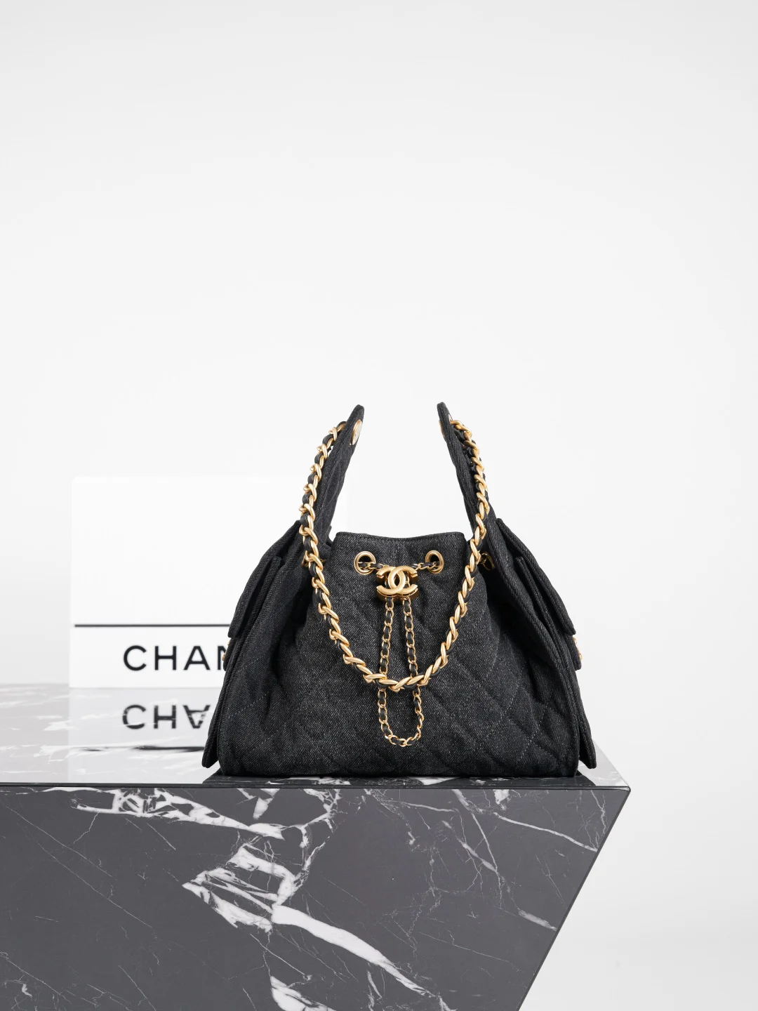 1-408 UbestLuxury Chanel Chanel Handbag 30cm main product photo SKU CH30845
