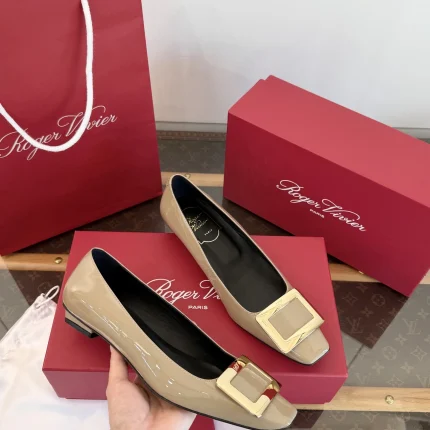 Roger Vivier collection image