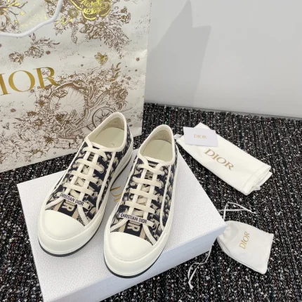 Louis Vuitton collection image