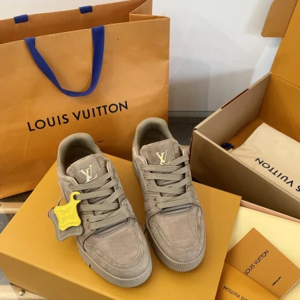 Louis Vuitton collection image