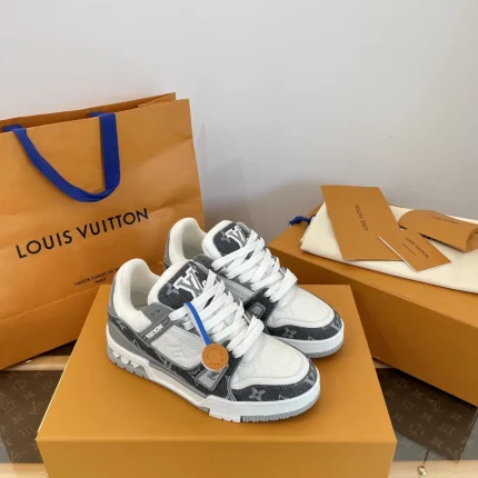 Louis Vuitton collection image