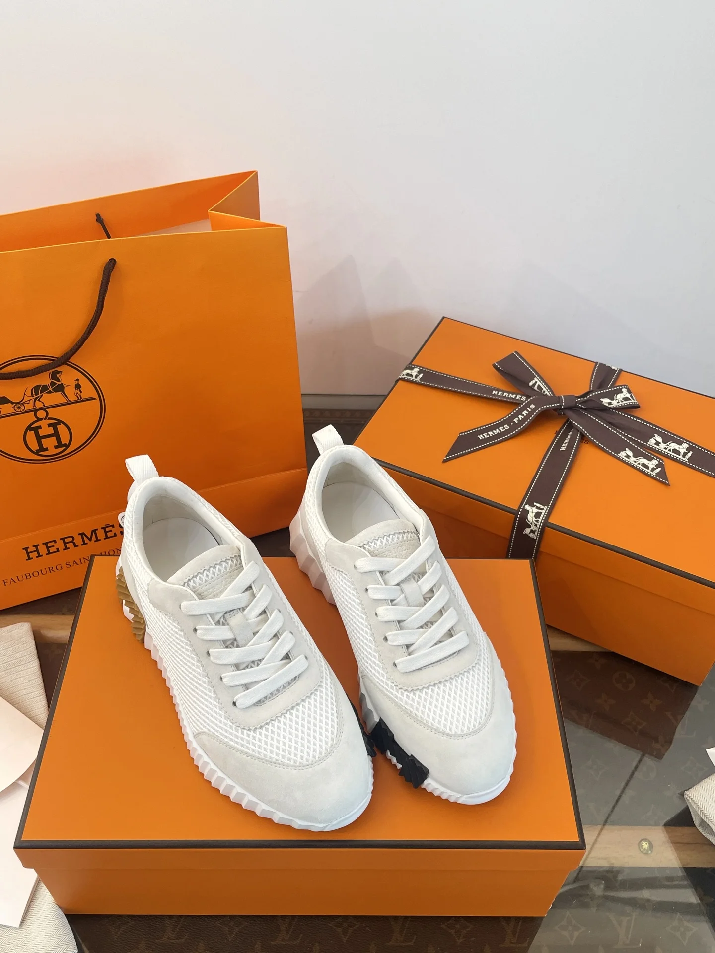 1-4384 Hermes Bouncing Sneakers - Image 1