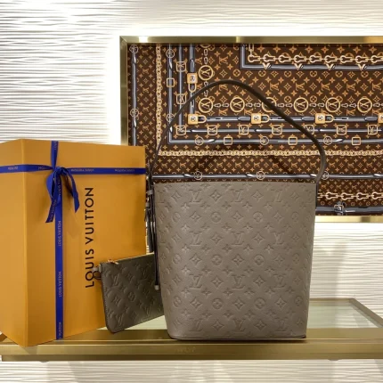Louis Vuitton collection image