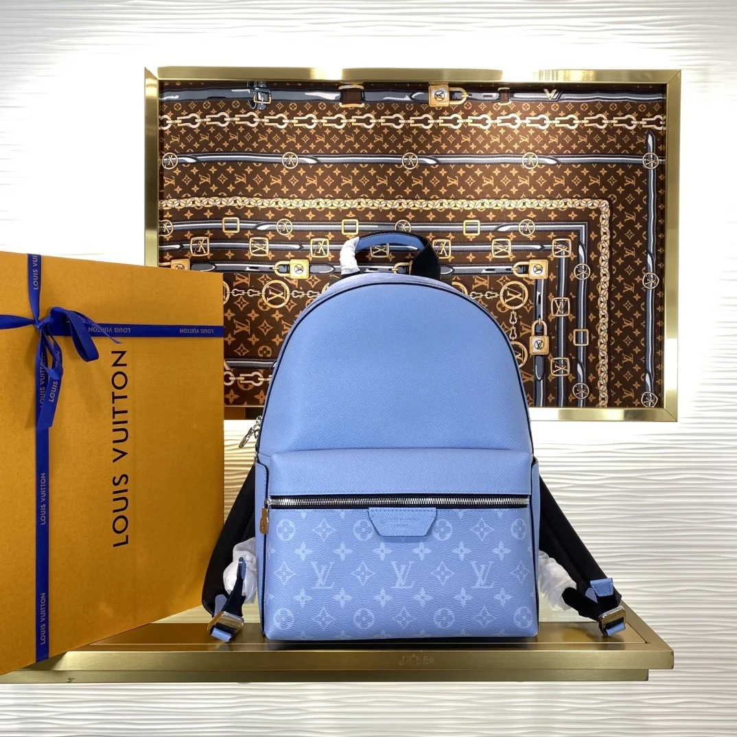 1-4563 Louis Vuitton DISCOVERY Small Backpack 38cm - Image 1