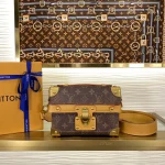 Louis Vuitton Soul Trunk Handbag Case 19cm