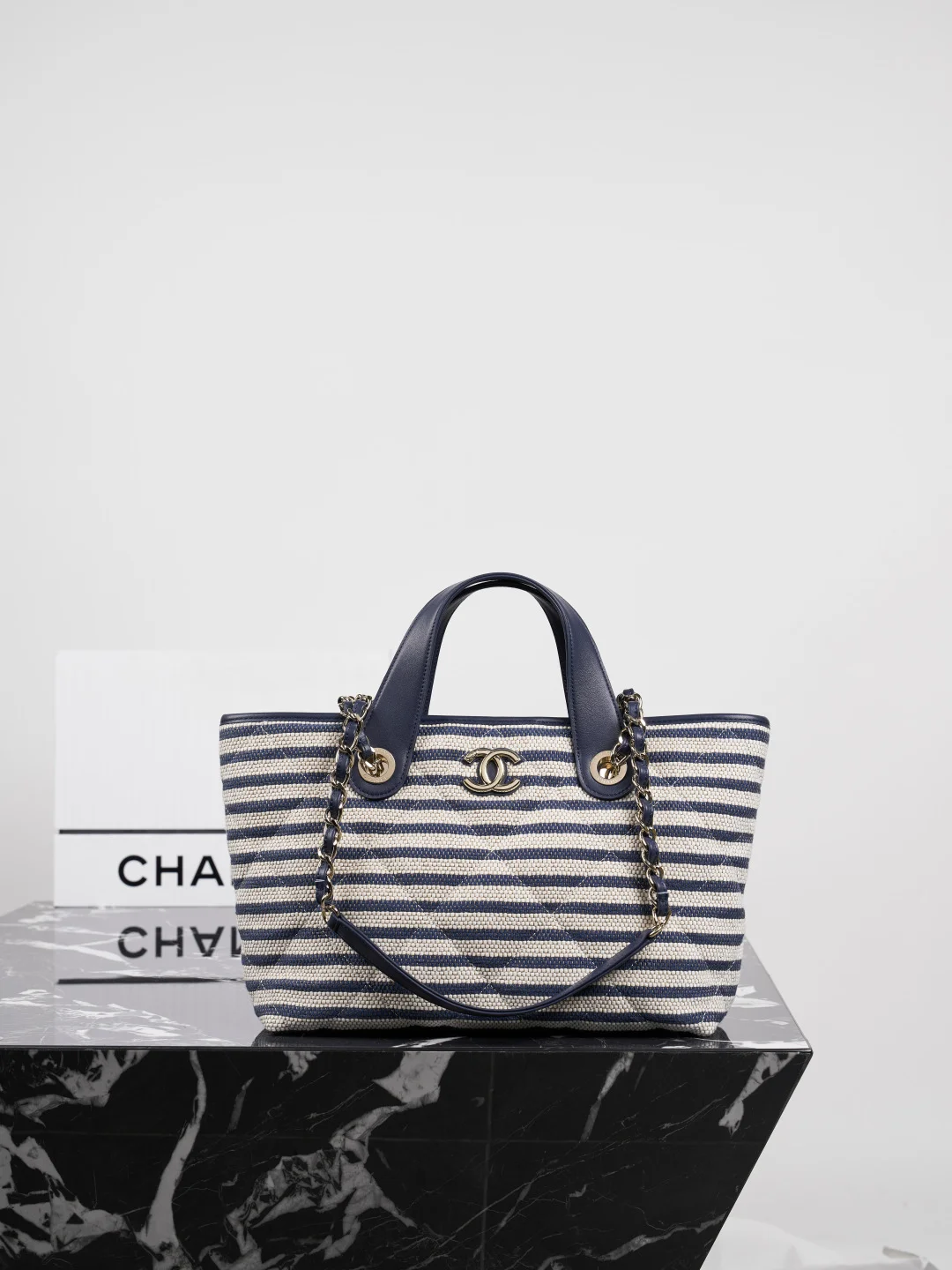 1-459 UbestLuxury Chanel Chanel 26 Handbag 36cm main product photo SKU CH30866