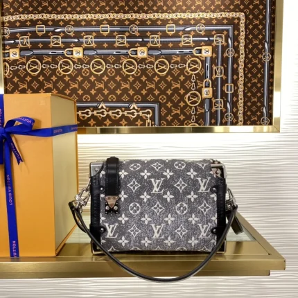 Louis Vuitton collection image