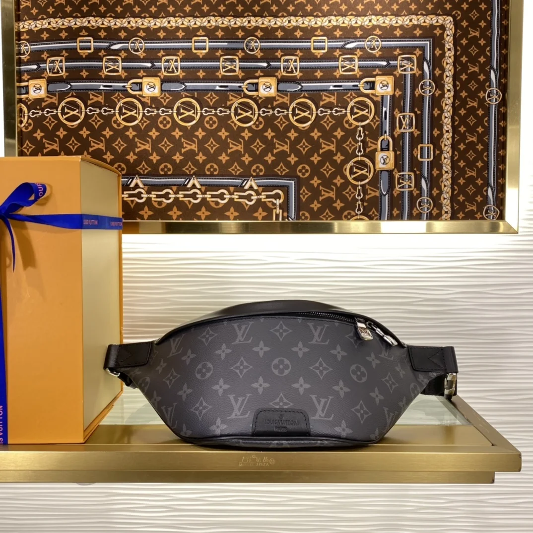 1-4625 DISCOVERY Small Belt Bag Shoulder Bag 44cm - Image 1