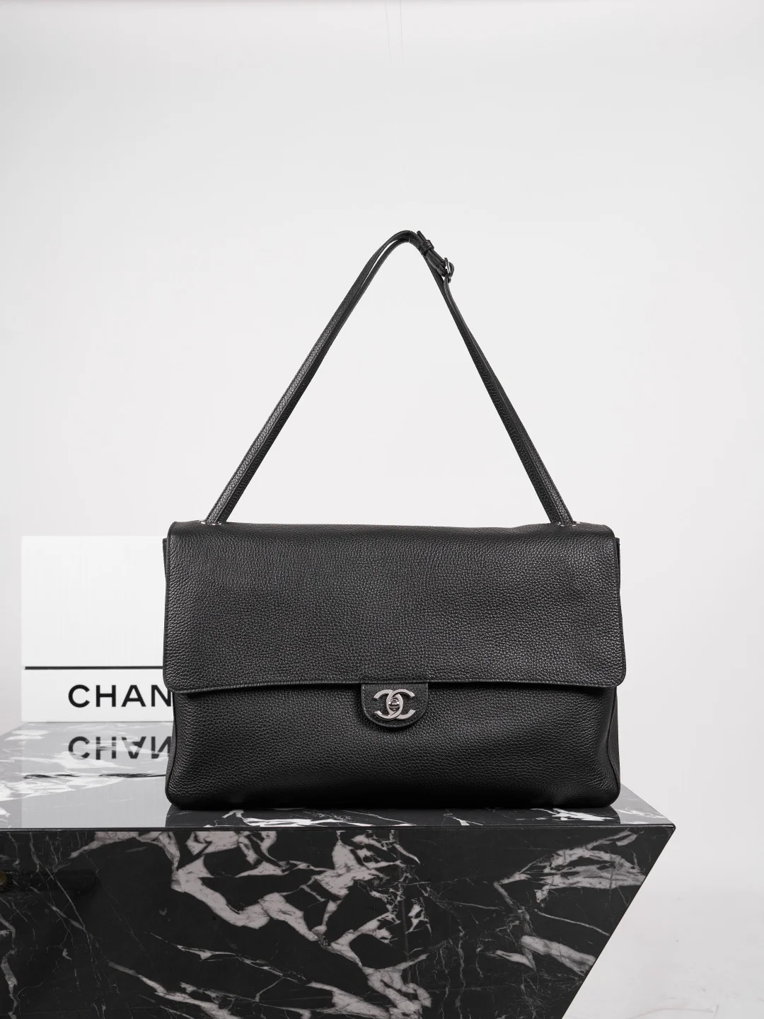1-484 UbestLuxury Chanel Chanel Handbag 38.5cm main product photo SKU CH30883