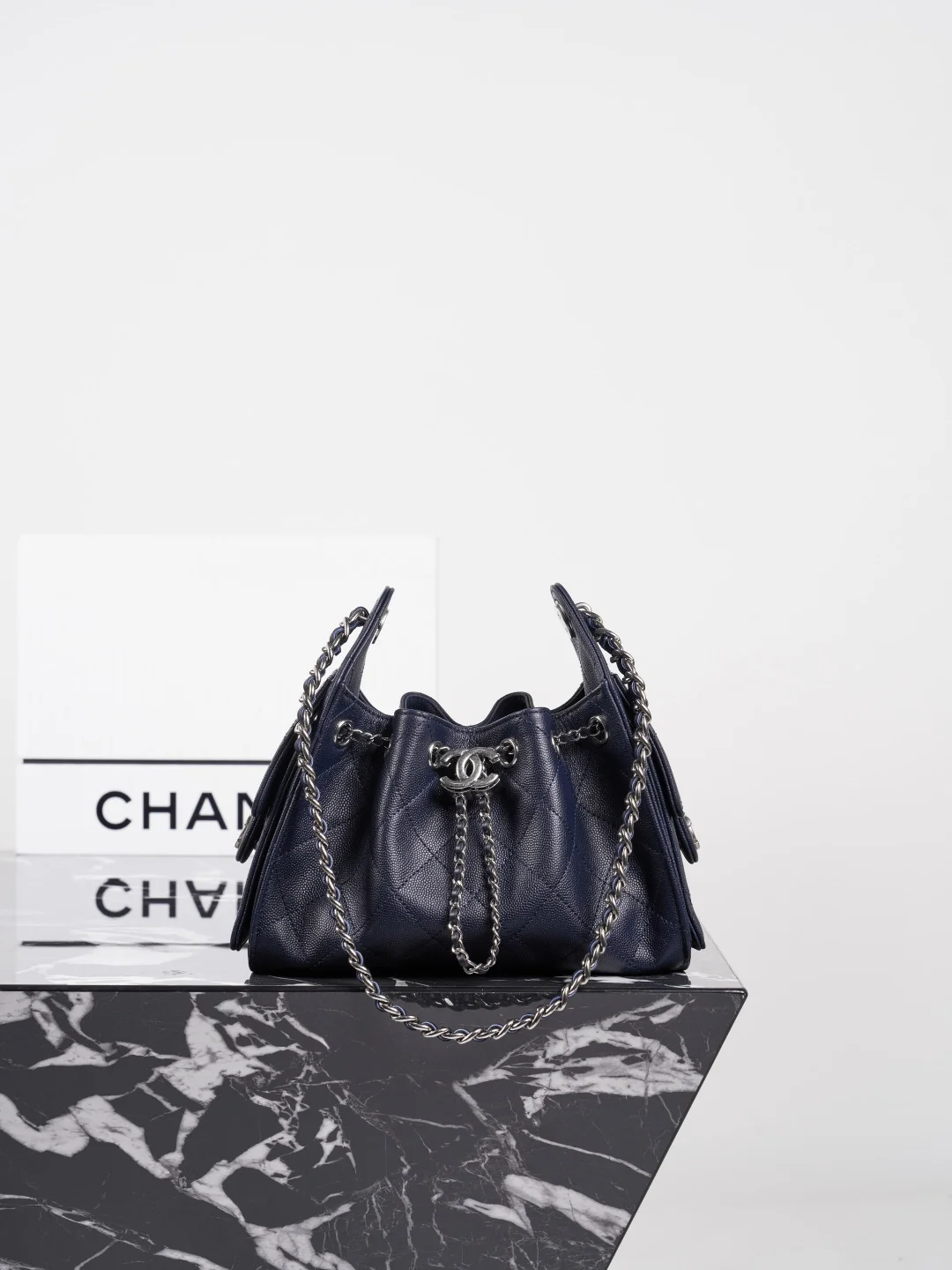 1-529 UbestLuxury Chanel Chanel 25Bag Mini Handbag 20cm main product photo SKU CH30908