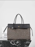 UbestLuxury Chanel Chanel Shoulder Bag 43cm main product photo SKU CH30654