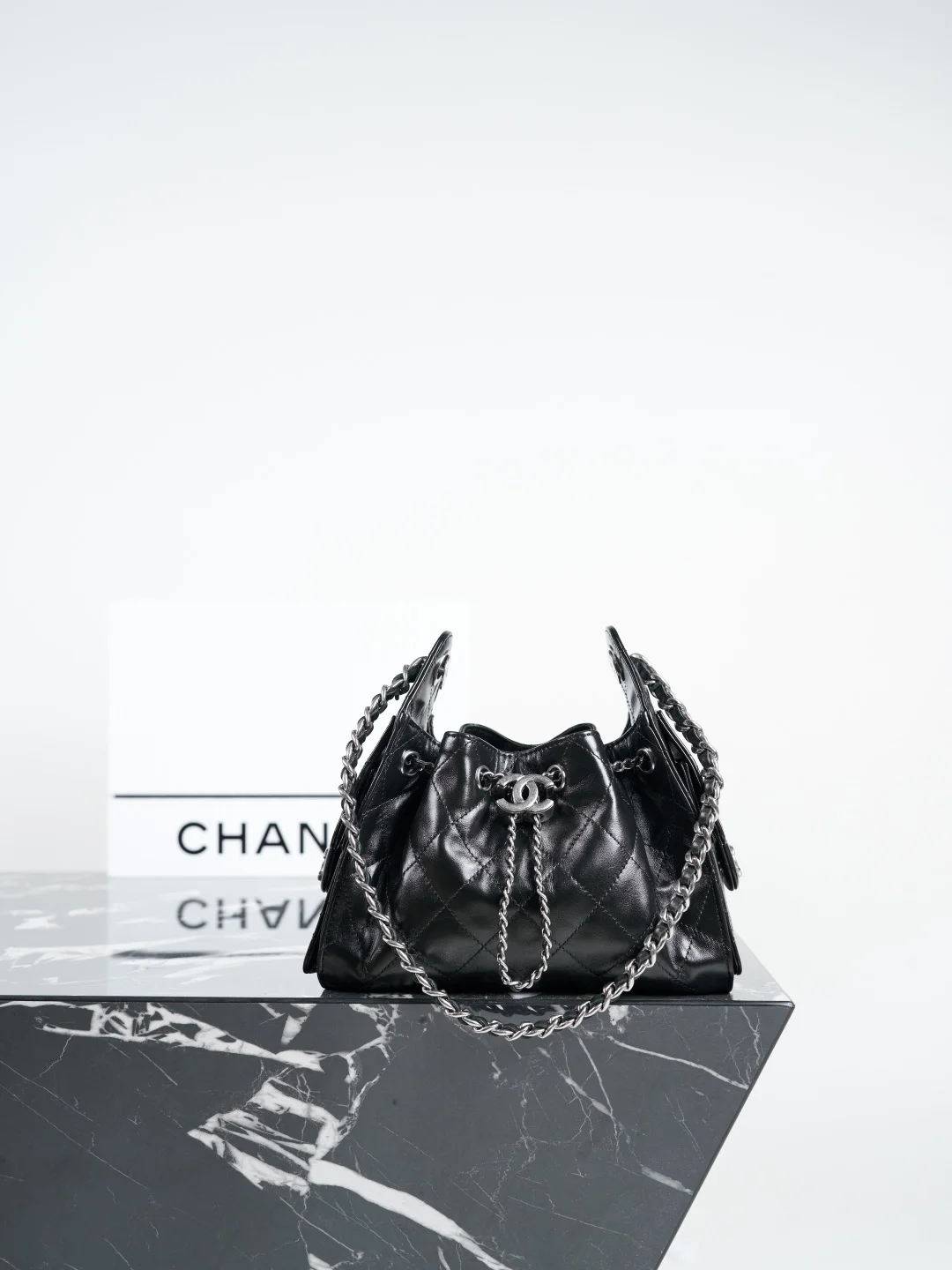1-543 UbestLuxury Chanel Chanel 25Bag Handbag 22cm main product photo SKU CH30920