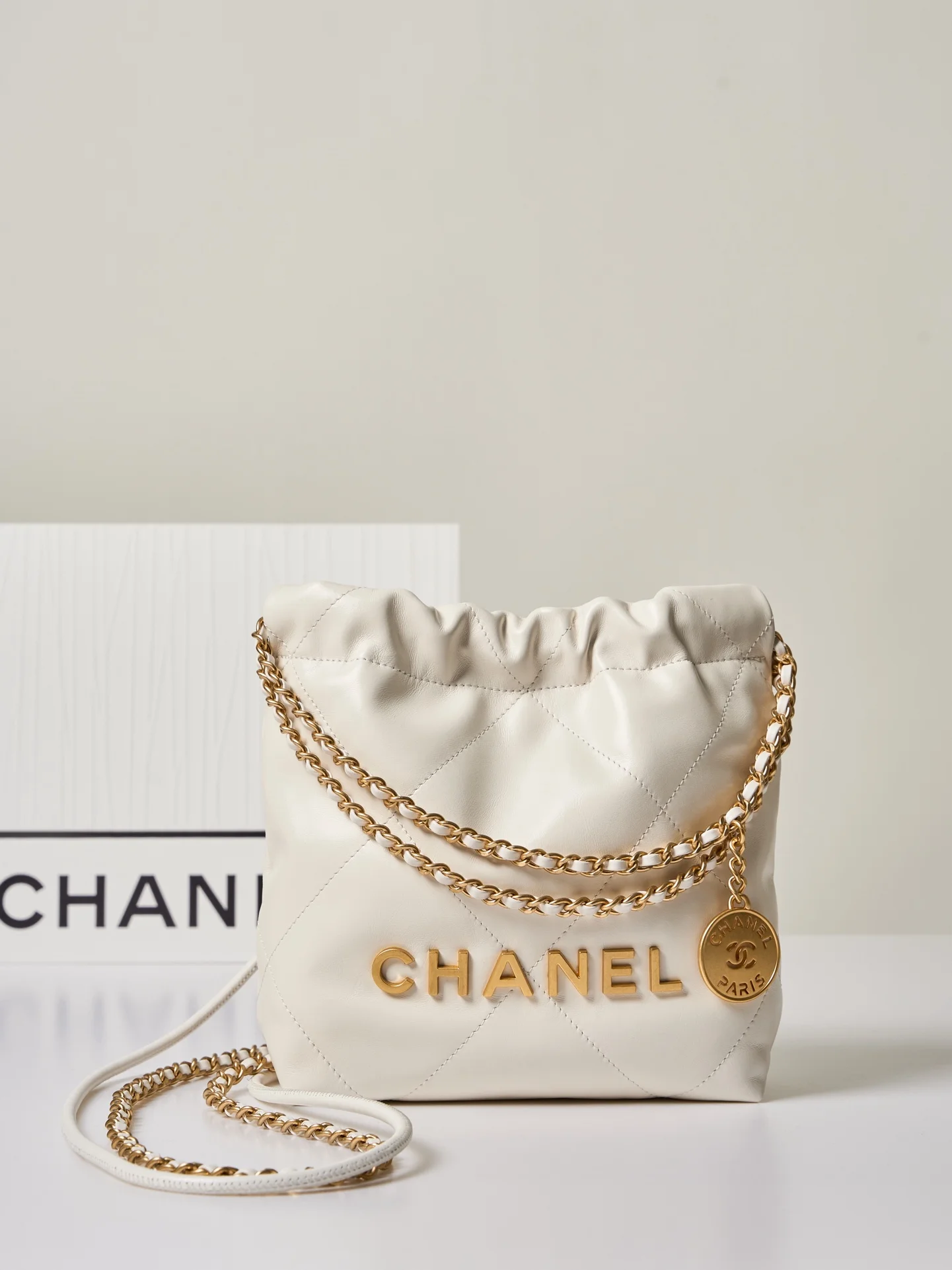 1-546 UbestLuxury Chanel Chanel 25A Antiba Calfskin Mini 22Bag 19cm main product photo SKU CH30923