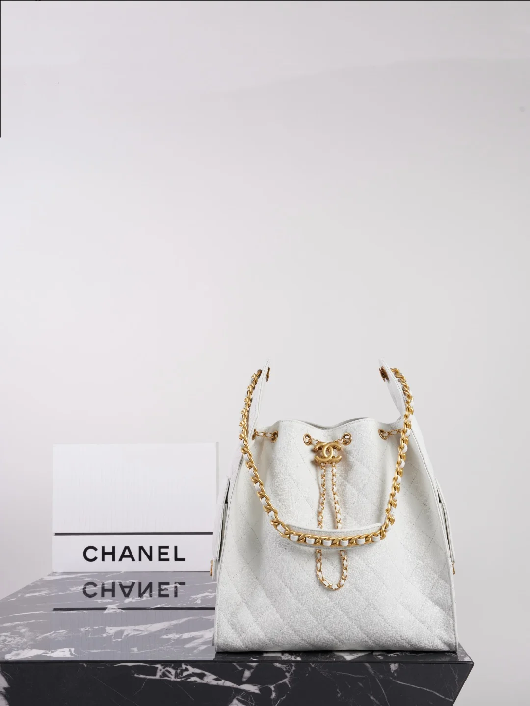 1-589 UbestLuxury Chanel Chanel 25Bag Handbag 40cm main product photo SKU CH30950