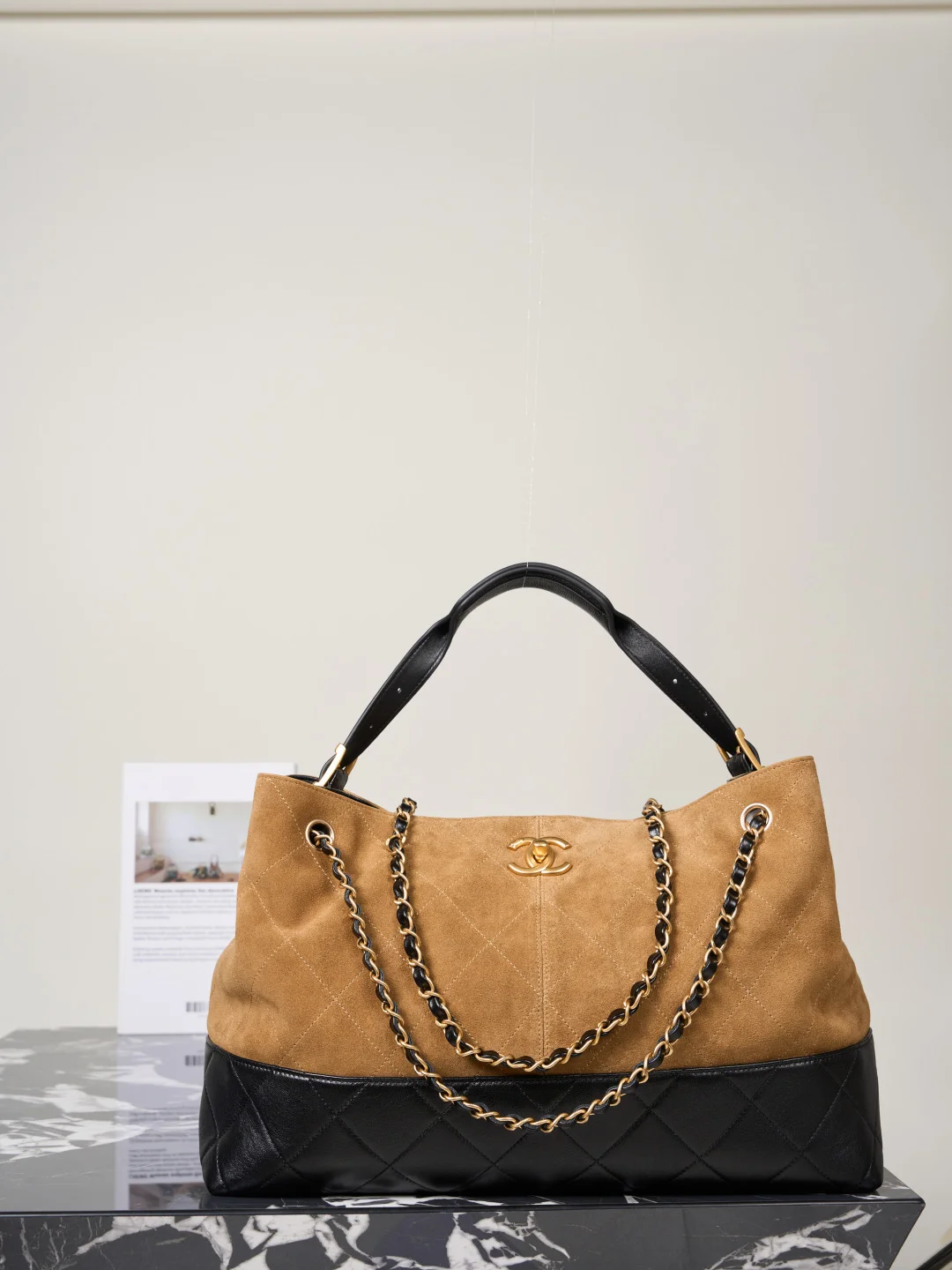 1-663 UbestLuxury Chanel Chanel 25A Tote Bag 40cm main product photo SKU CH30990
