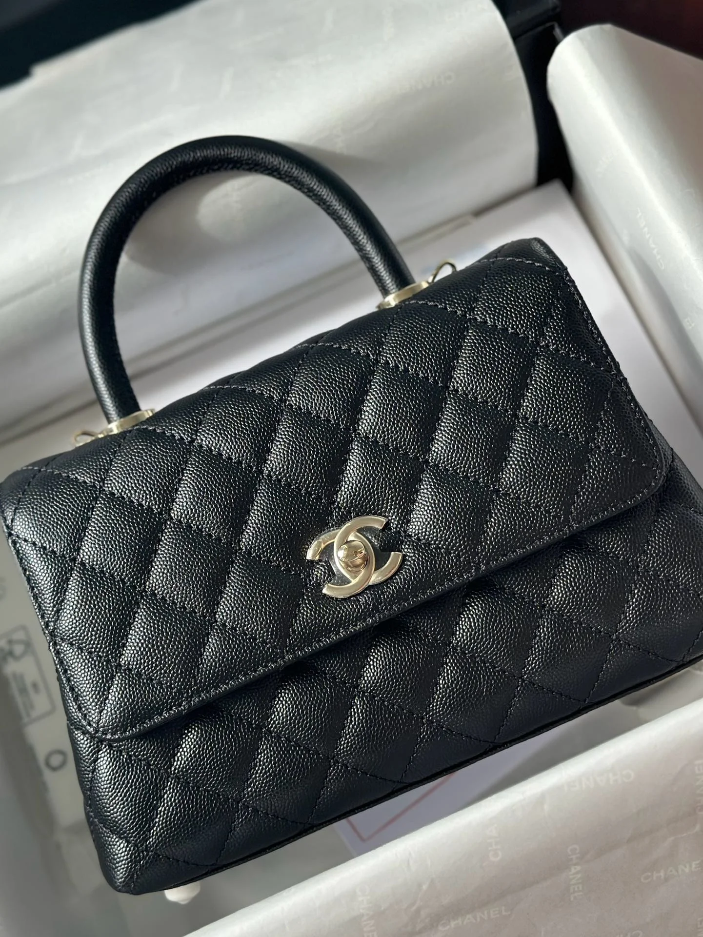 1-685 UbestLuxury Chanel CoCo handle Handbag 24cm main product photo SKU CH31012