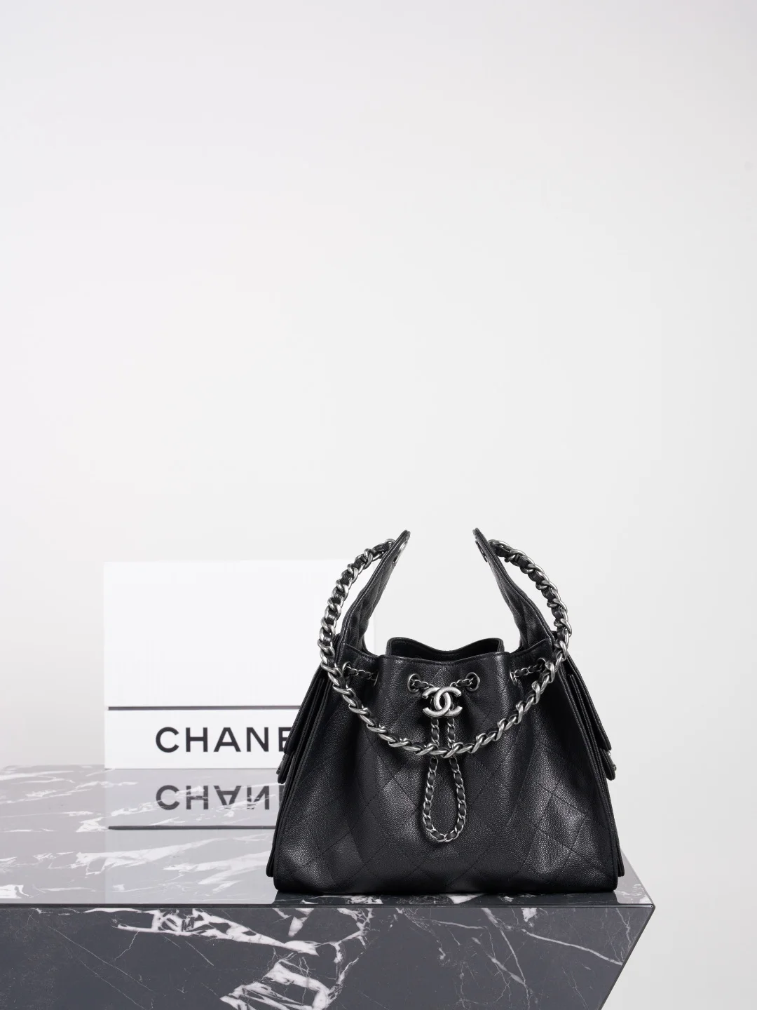 1-707 UbestLuxury Chanel Chanel 25Bag Handbag 30cm main product photo SKU CH31032