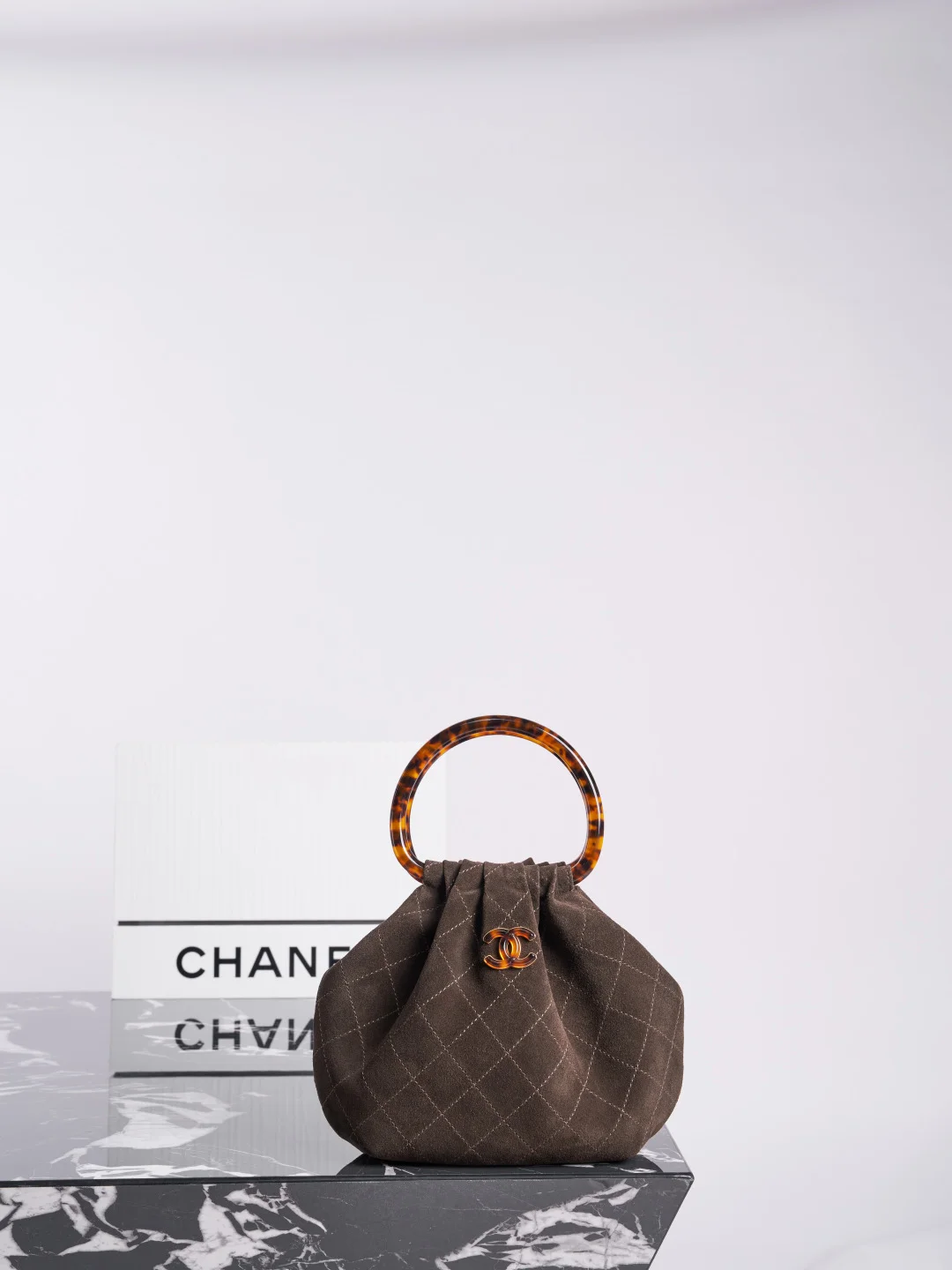 1-756 UbestLuxury Chanel Chanel Suede Handbag 24cm main product photo SKU CH31073