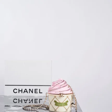 UbestLuxury Chanel Chanel Handbag 17cm main product photo SKU CH31074