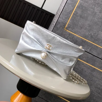 UbestLuxury Chanel Chanel Handbag 24cm main product photo SKU CH31107