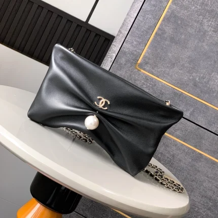 UbestLuxury Chanel Chanel 25S Handbag 24cm main product photo SKU CH31108