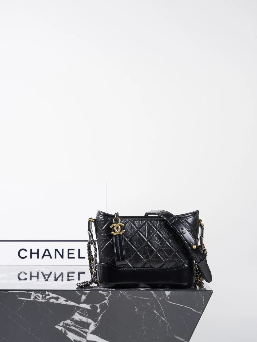 1-835 UbestLuxury Chanel NEL gabrielle hobobag Handbag 20cm main product photo SKU CH31112