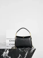 UbestLuxury Chanel Chanel Shoulder Bag 23cm main product photo SKU CH30677