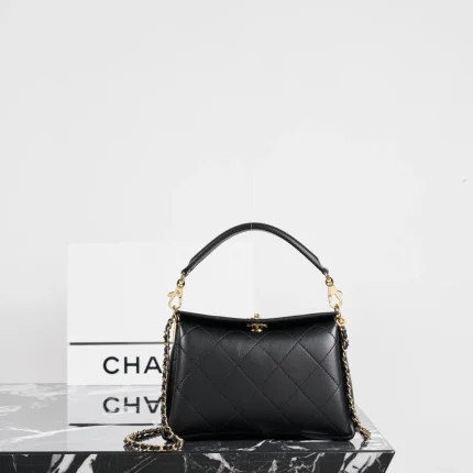 UbestLuxury Chanel Chanel Shoulder Bag 23cm main product photo SKU CH30677