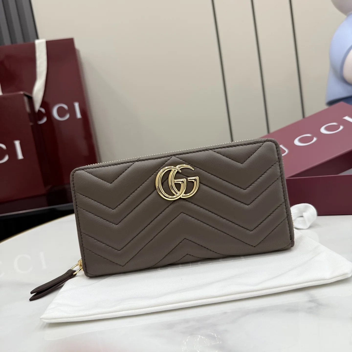 1-987 UbestLuxury Gucci GG Marmont Wallet 19cm main product photo SKU GU25109