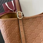 UbestLuxury Gucci GG Emblem Tote Bag product photo detail 9 SKU GU25696