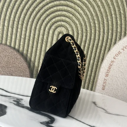 UbestLuxury Chanel Chanel Bucket Bag 30cm product photo detail 1 SKU CH30707