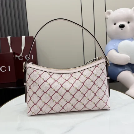 UbestLuxury Gucci GG Emblem Shoulder Bag 30cm product photo detail 1 SKU GU25416