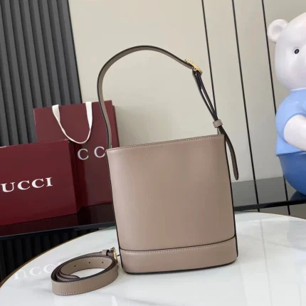 UbestLuxury Gucci Gucci 73 Shoulder Bag 20cm product photo detail 1 SKU GU25493
