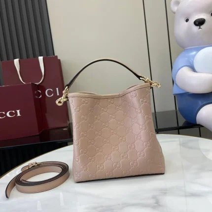 UbestLuxury Gucci GG Emblem Bucket Bag 19cm product photo detail 1 SKU GU25640