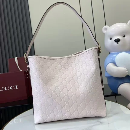 UbestLuxury Gucci GG Emblem Bucket Bag 30.5cm product photo detail 1 SKU GU25647