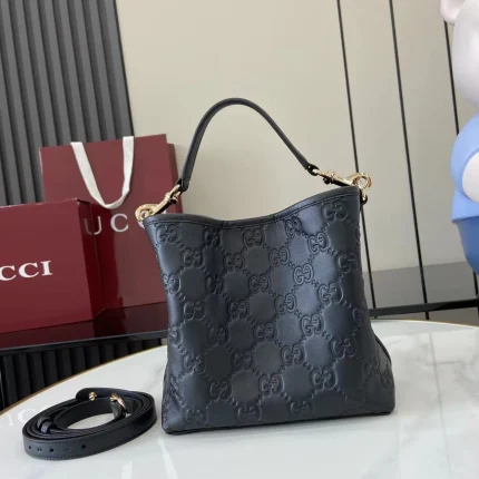 UbestLuxury Gucci GG Emblem Bucket Bag 19cm product photo detail 1 SKU GU25682