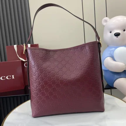 UbestLuxury Gucci GG Emblem Bucket Bag product photo detail 1 SKU GU25686