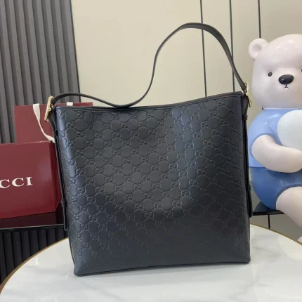 UbestLuxury Gucci GG Emblem Bucket Bag product photo detail 1 SKU GU25687