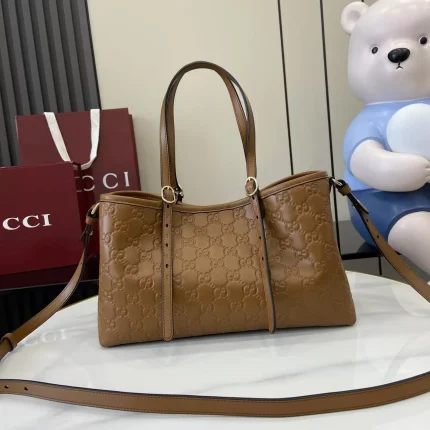 UbestLuxury Gucci GG Emblem Tote Bag 30cm product photo detail 1 SKU GU25693