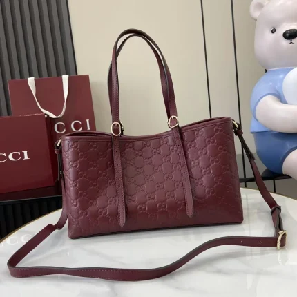 UbestLuxury Gucci GG Emblem Tote Bag product photo detail 1 SKU GU25694