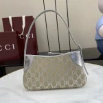UbestLuxury Gucci GG Emblem Shoulder Bag 23cm product photo detail 1 SKU GU25702