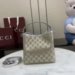 UbestLuxury Gucci GG Emblem Handbag 19cm product photo detail 1 SKU GU25705